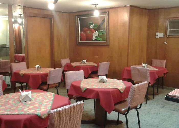 Royal Palace Hotel 3*