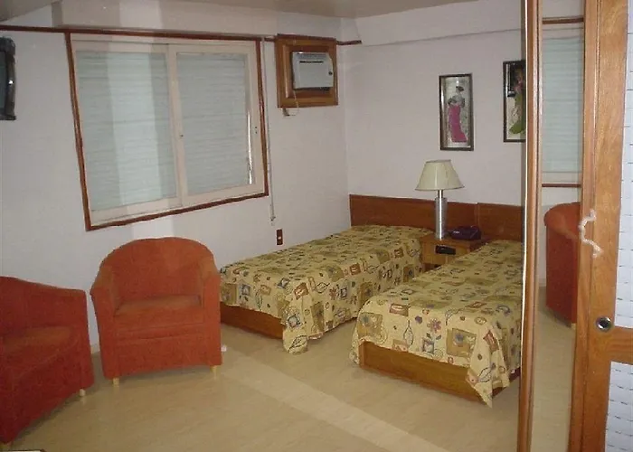 Hotel Royal Palace 3*