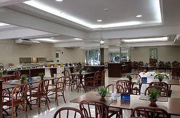 Royal Palace Hotel